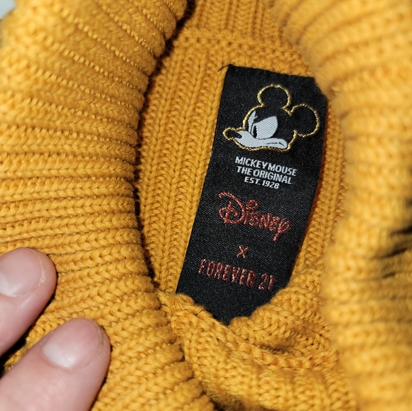 Disney x Forever 21 Mickey Mouse Yellow Crop Ribbed Sweater Turtleneck Sz ( S ) - Picture 4 of 9